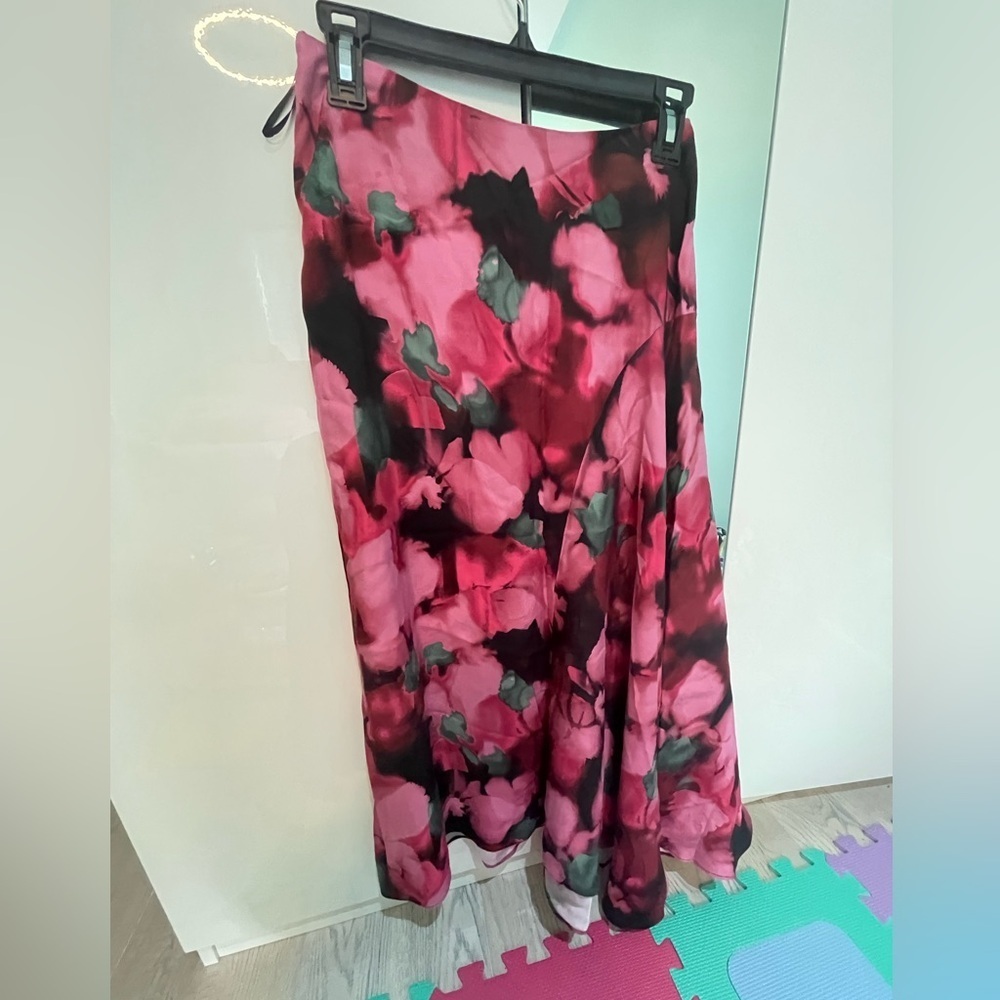 Ted Beker skirt - Picture 2 of 7